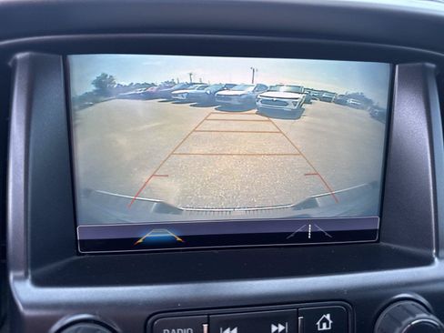 Used 2018 Chevrolet Colorado LT w/ LT Convenience Package RWD image 26