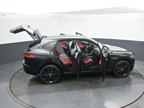 Used 2020 Jaguar F-PACE S image 49