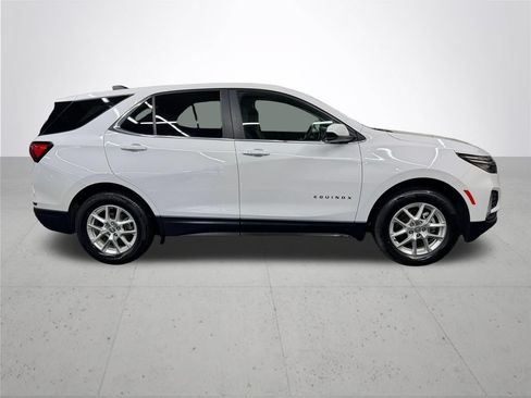 Used 2024 Chevrolet Equinox LT AWD/4WD image 9