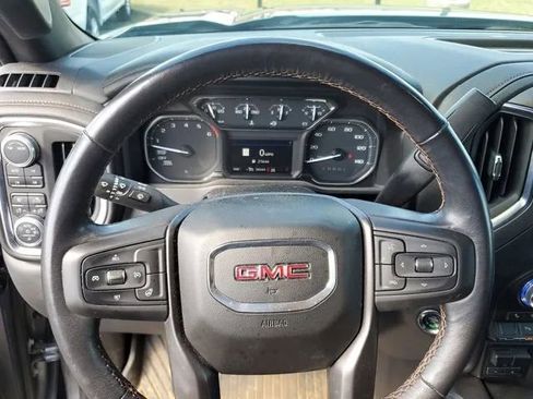 Used 2020 GMC Sierra 1500 AT4 w/ AT4 Premium Package image 18
