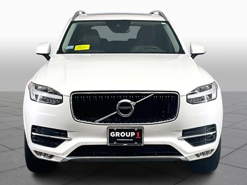 Used 2018 Volvo XC90 T5 Momentum image 4