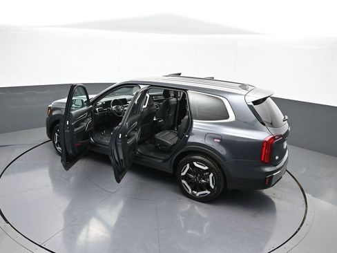 Used 2024 Kia Telluride S w/ S Sunroof Package image 45