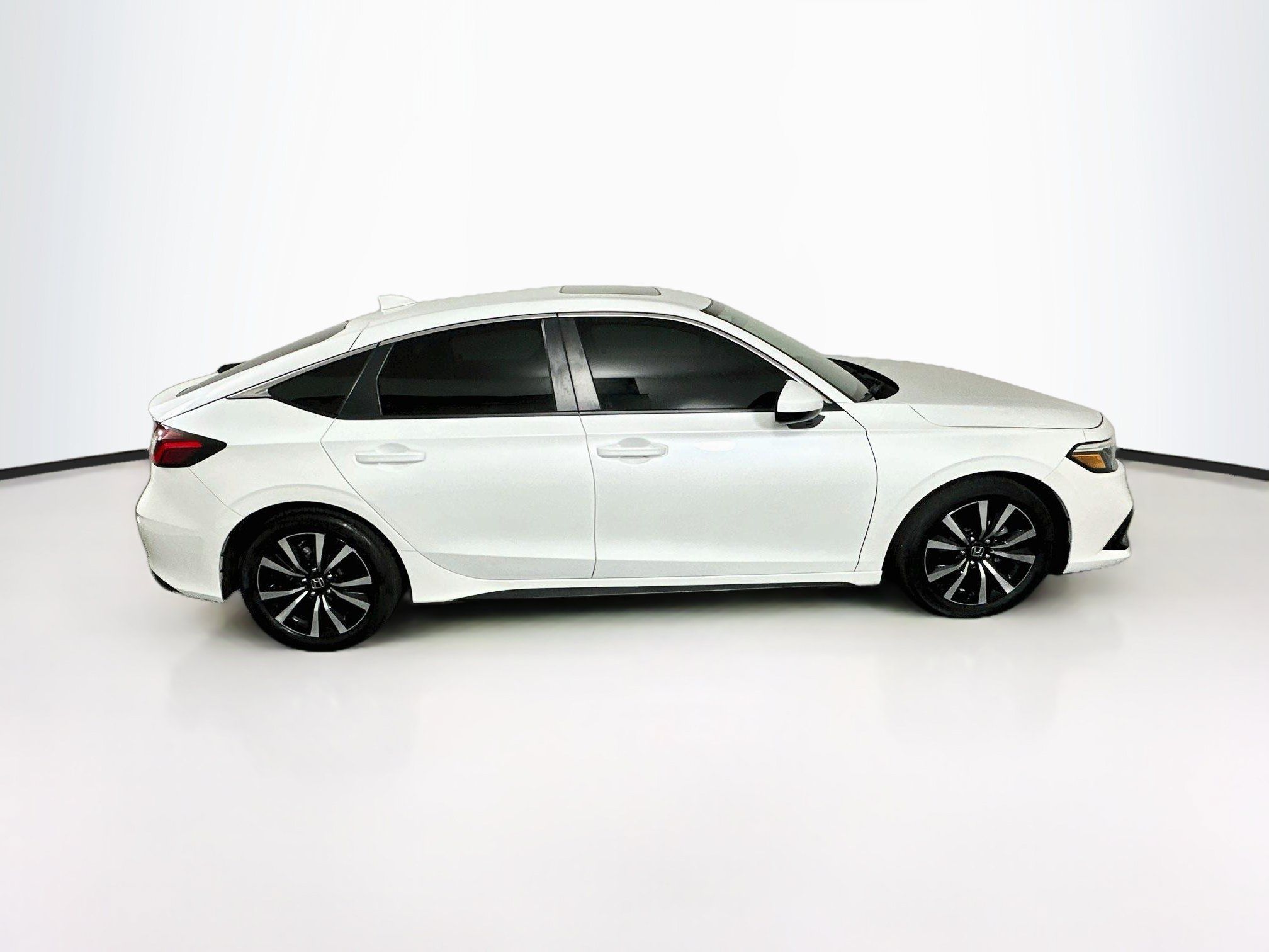 Used 2024 Honda Civic EX-L image 10