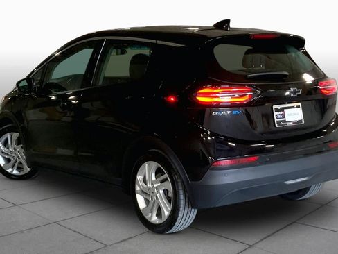 Used 2023 Chevrolet Bolt LT w/ Driver Confidence Package FWD image 11