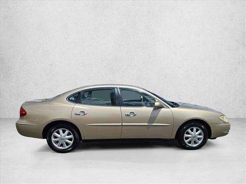Used 2005 Buick LaCrosse CX w/ Silver Convenience Package FWD image 4