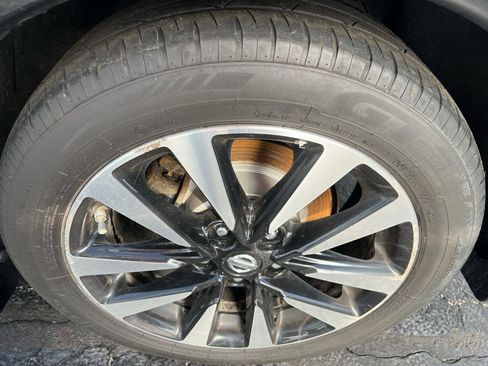 Used 2018 Nissan Altima 2.5 SV FWD image 33
