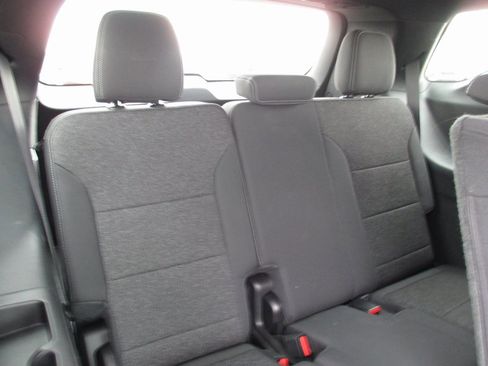 Used 2024 Chevrolet Traverse LS image 22