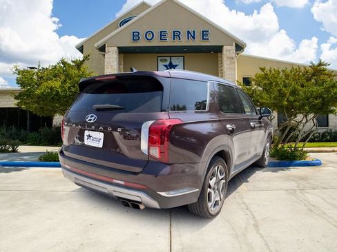 Used 2024 Hyundai Palisade Limited FWD image 5