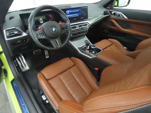 Used 2024 BMW M4 Competition image 9