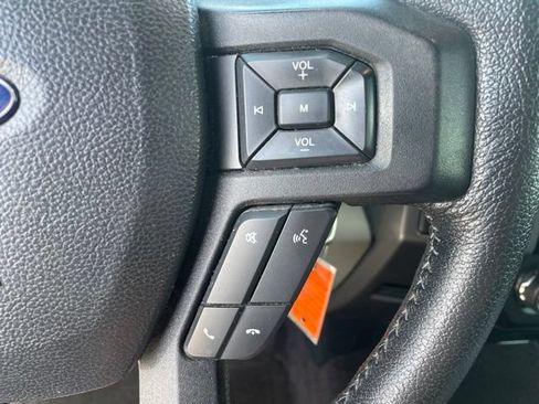 Used 2015 Ford F150 XLT AWD/4WD image 31