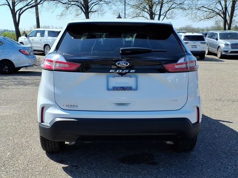 Used 2024 Ford Edge SE AWD/4WD image 4