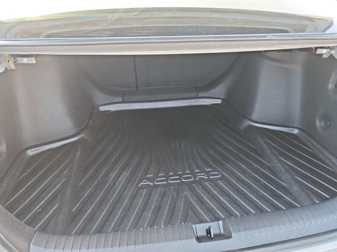 Used 2025 Honda Accord SE image 6