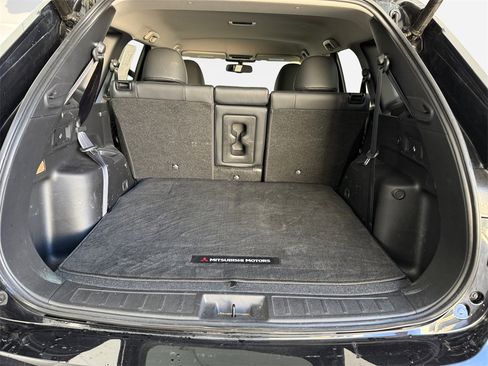 Used 2024 Mitsubishi Outlander SEL image 24