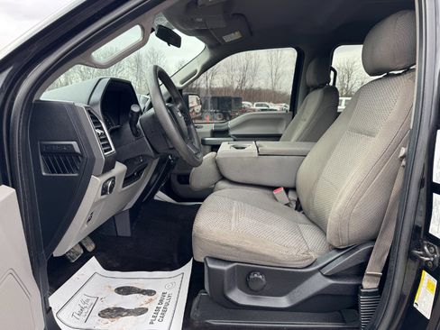 Used 2016 Ford F150 XLT image 15