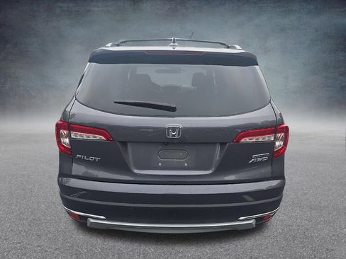 Used 2019 Honda Pilot Touring image 6