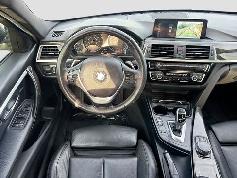 Used 2017 BMW 330i Sedan image 25