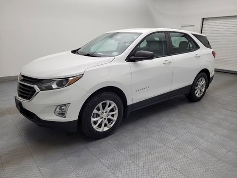 Used 2021 Chevrolet Equinox LS w/ LPO, Cargo Package image 2