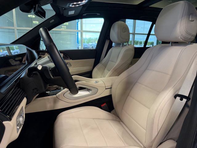Used 2025 Mercedes-Benz GLE 450e 4MATIC w/ AMG Line Exterior image 20