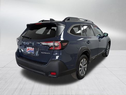 Used 2025 Subaru Outback Premium image 15