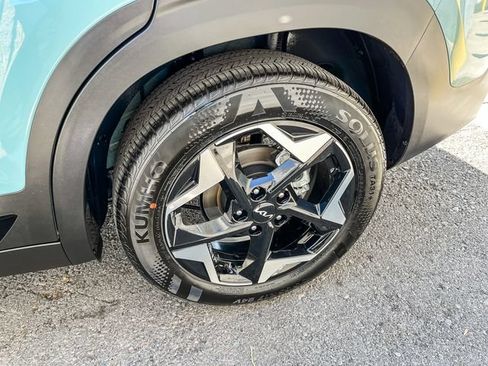 Certified 2025 Kia Seltos S FWD image 9