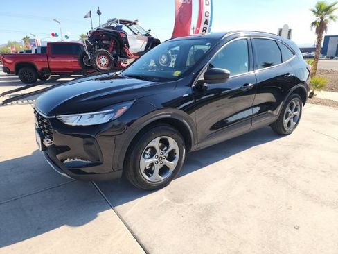 Used 2025 Ford Escape ST-Line AWD/4WD image 8