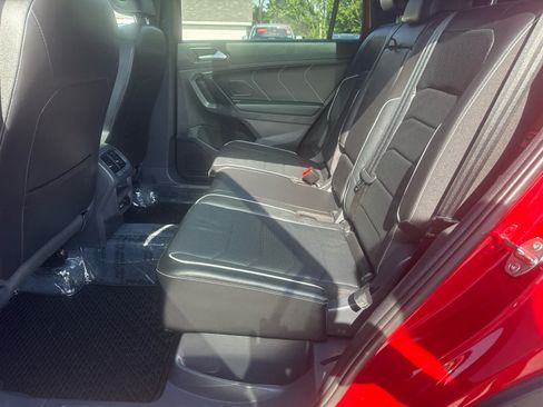 Used 2024 Volkswagen Tiguan SEL R-Line AWD/4WD image 13