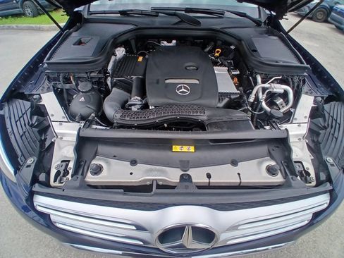 Used 2018 Mercedes-Benz GLC 300 w/ Premium Package image 22