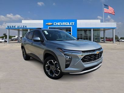 New 2026 Chevrolet Trax LT w/ Driver Confidence Package