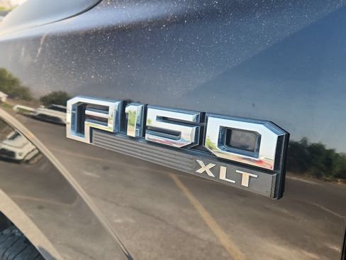 Used 2016 Ford F150 XLT w/ Equipment Group 302A Luxury AWD/4WD image 18