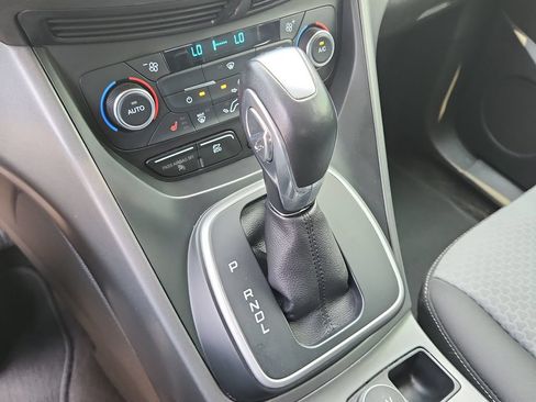 Used 2017 Ford C-MAX SE w/ Cold Weather Package FWD image 26