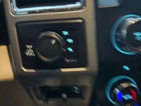 Used 2017 Ford F350 Lariat w/ Lariat Value Package image 30