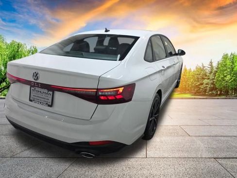 New 2026 Volkswagen Jetta GLI Autobahn image 4