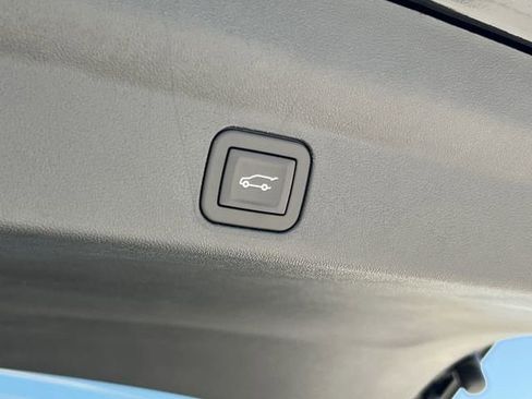 New 2025 Cadillac Escalade IQ Luxury 2 image 28