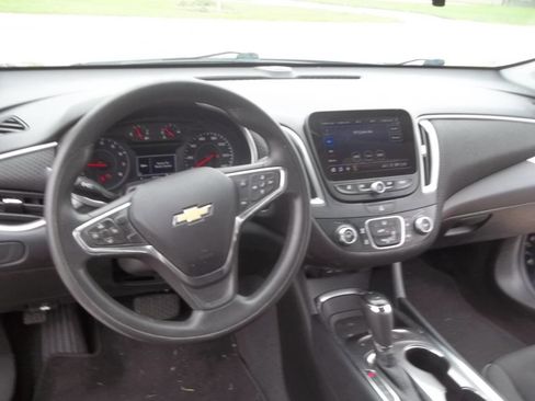 Used 2019 Chevrolet Malibu LS w/ Driver Confidence Package image 10