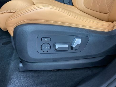 Certified 2024 BMW X5 xDrive40i w/ Premium Package image 10