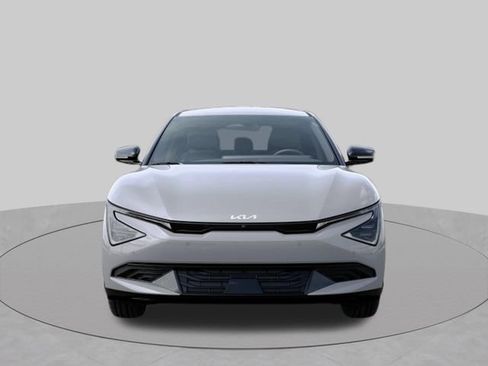 New 2026 Kia EV6 Light RWD image 2