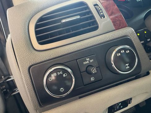 Used 2013 Chevrolet Silverado 3500 LTZ w/ LTZ Plus Package image 15