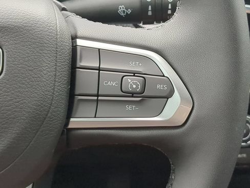 New 2026 Jeep Compass Latitude AWD/4WD image 22