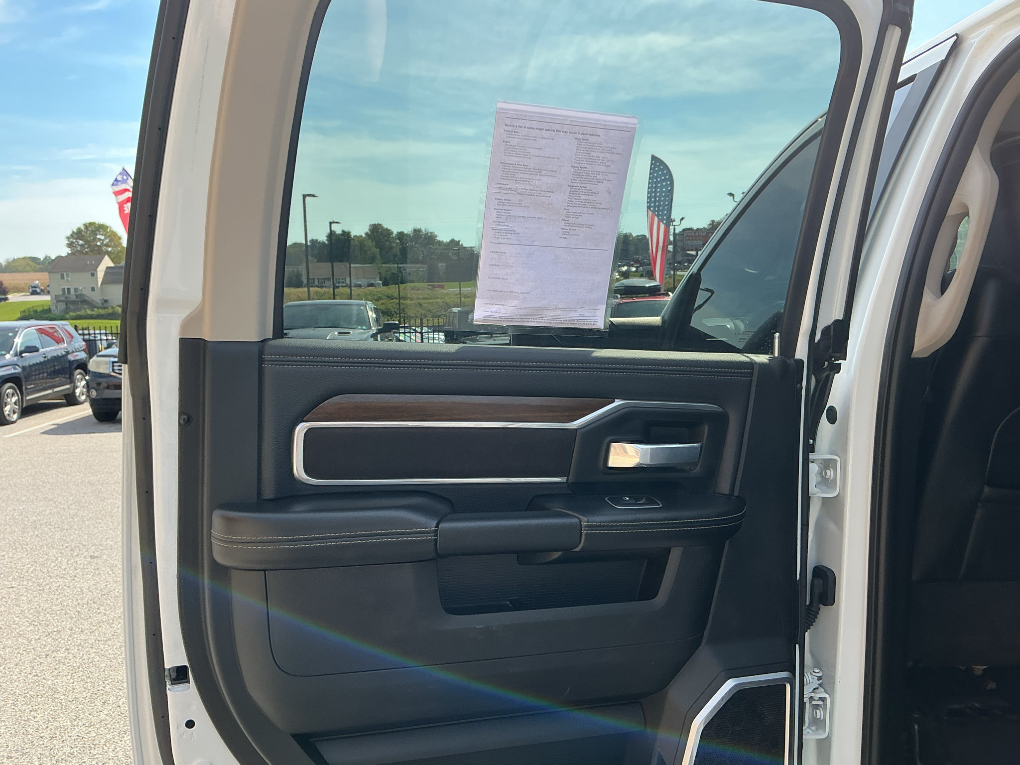 Used 2024 RAM 2500 Laramie AWD/4WD image 22