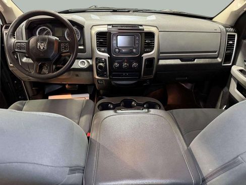 Used 2017 RAM 1500 Classic SLT image 17