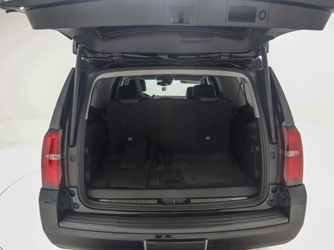 Used 2020 Chevrolet Suburban Premier AWD/4WD image 11