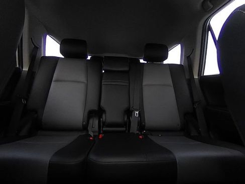 Used 2022 Toyota 4Runner SR5 Premium image 18