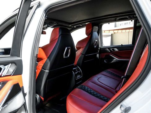 Used 2025 BMW X5 M Competition w/ Executive Package image 42