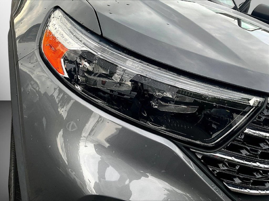 Used 2021 Ford Explorer XLT AWD/4WD image 34