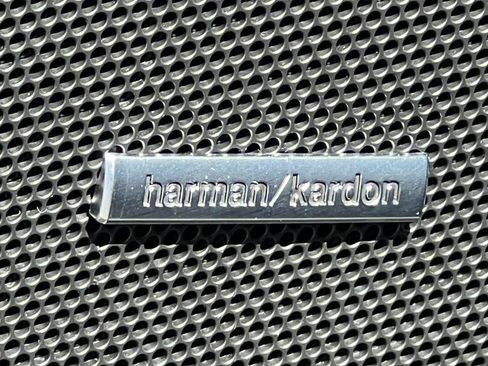 Used 2022 Subaru Forester Limited AWD/4WD image 15
