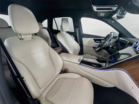 Certified 2023 Mercedes-Benz GLC 300 4MATIC image 27