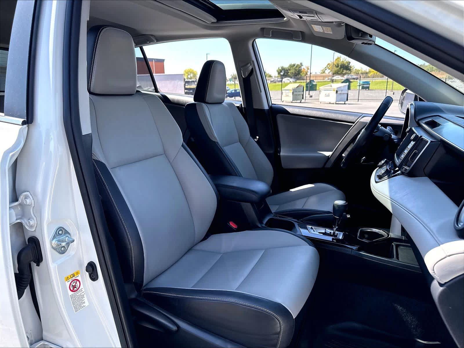 Used 2018 Toyota RAV4 Limited w/ All Weather Liner Package AWD/4WD image 10