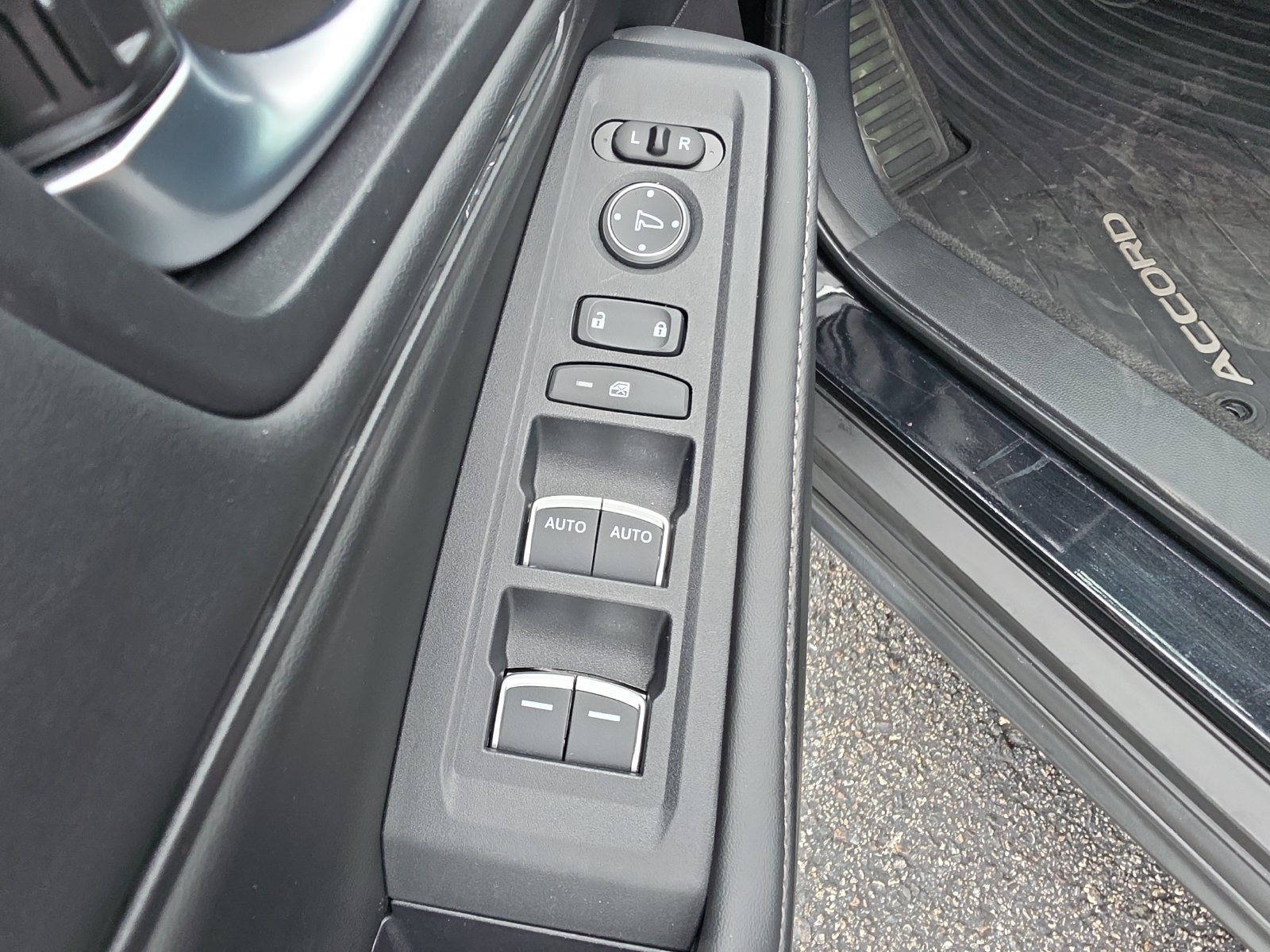 Certified 2023 Honda Accord Sport image 14
