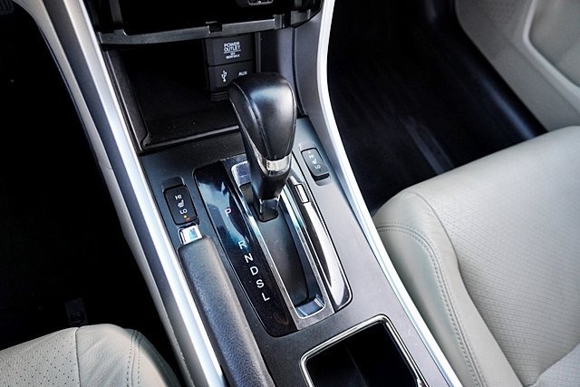 Used 2015 Honda Accord EX-L image 40