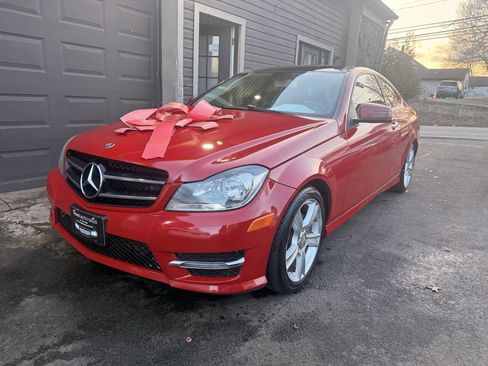 Used 2014 Mercedes-Benz C 250 Coupe image 2